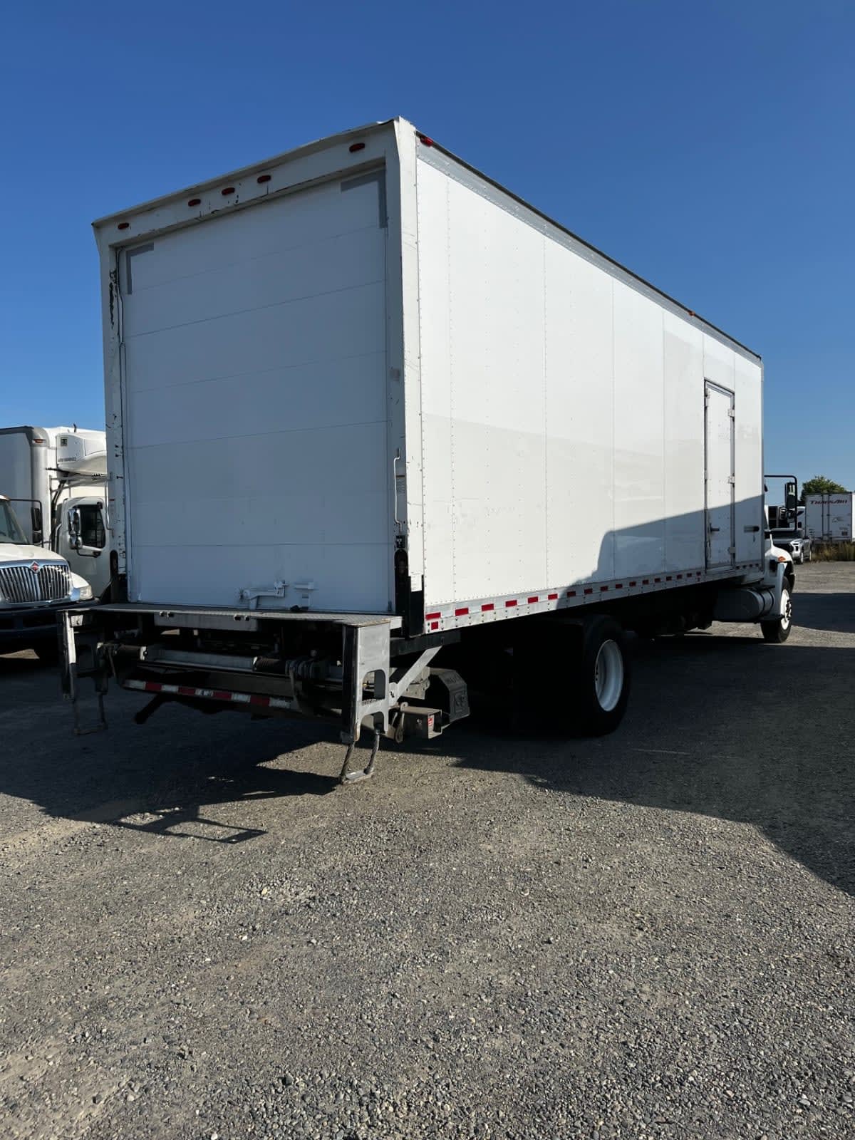 2018 Navistar International 4300 802299