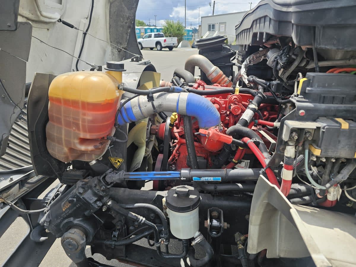 2018 Navistar International 4300 802300