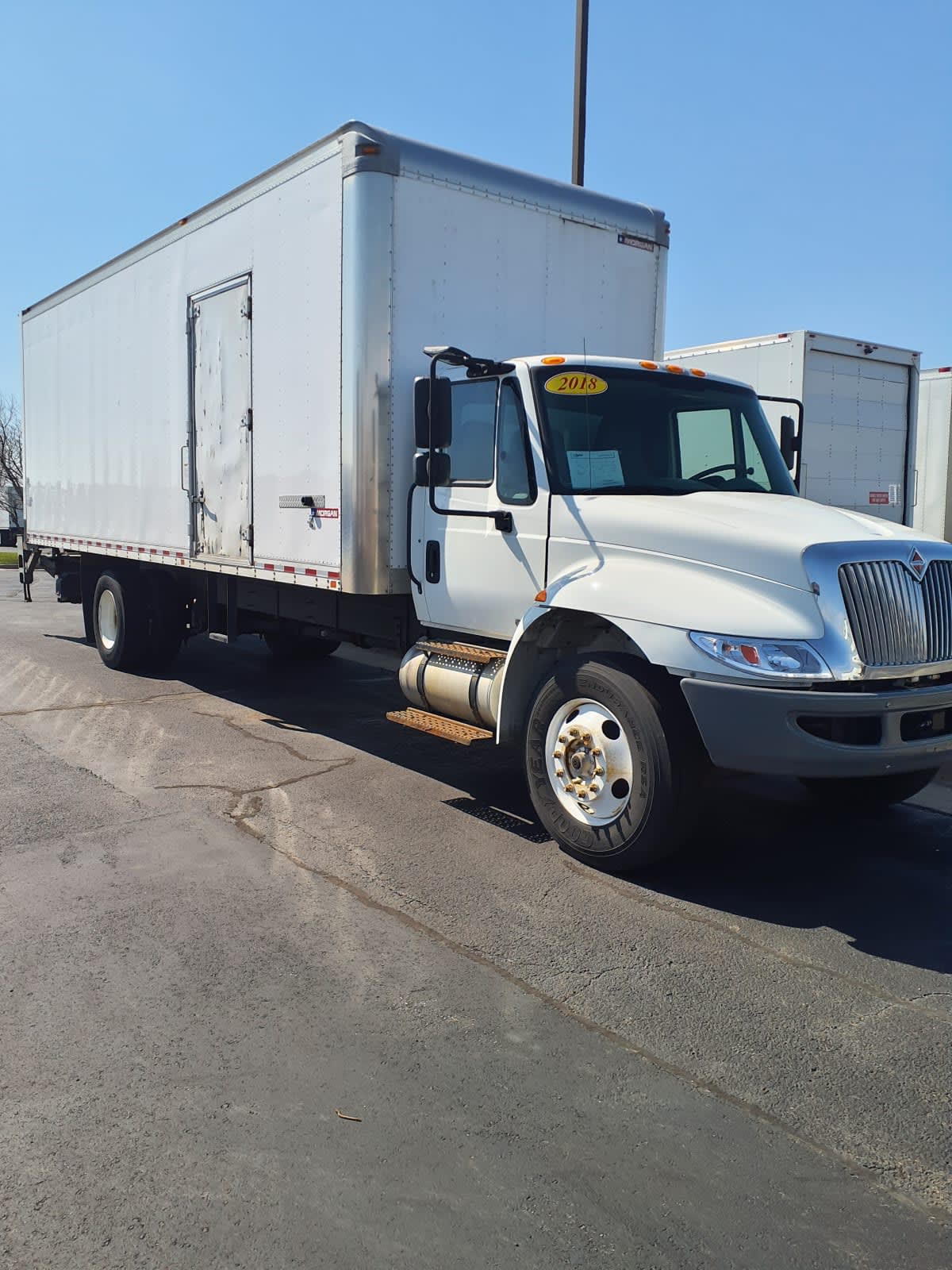 2018 Navistar International 4300 802301