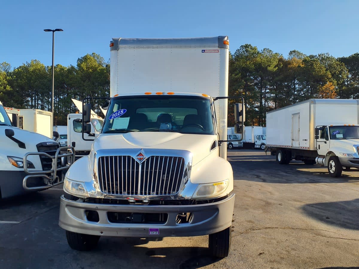 2018 Navistar International 4300 802345