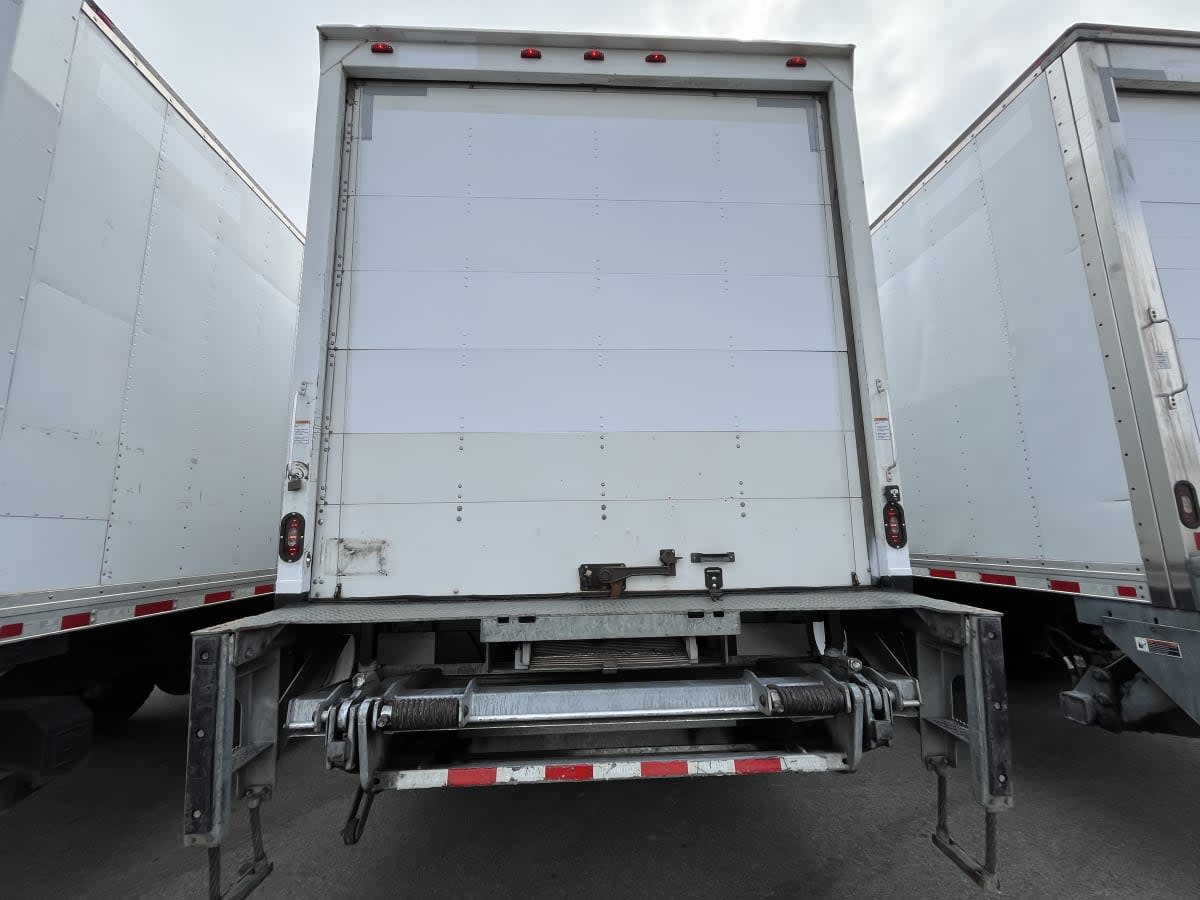 2018 Navistar International 4300 802417