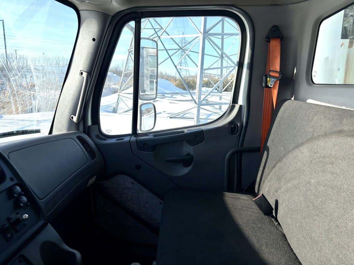 2018 Freightliner/Mercedes M2 106 802434