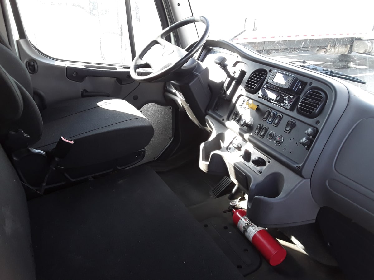 2019 Freightliner/Mercedes M2 106 802600