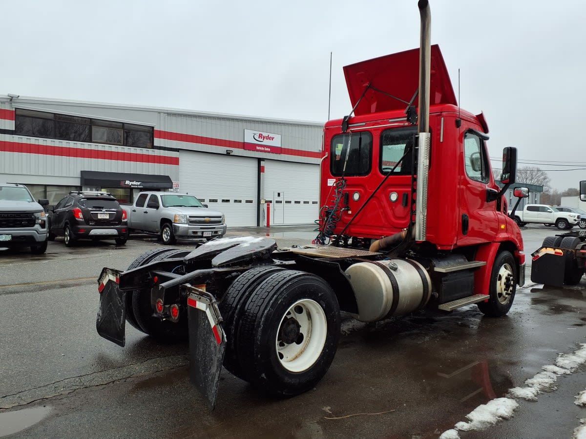 2019 Freightliner/Mercedes CASCADIA 113 802615