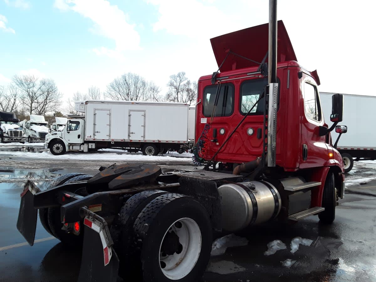 2019 Freightliner/Mercedes CASCADIA 113 802617