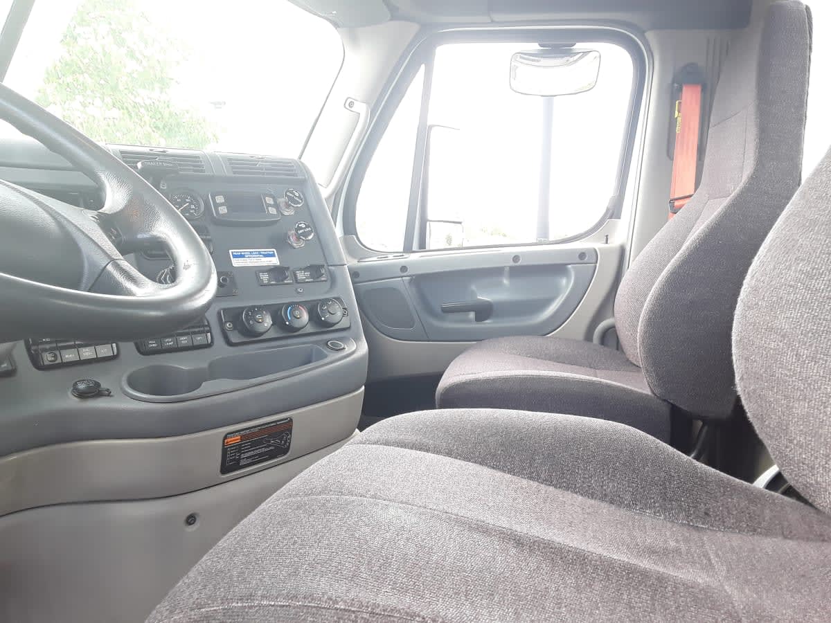 2019 Freightliner/Mercedes CASCADIA 125 802637