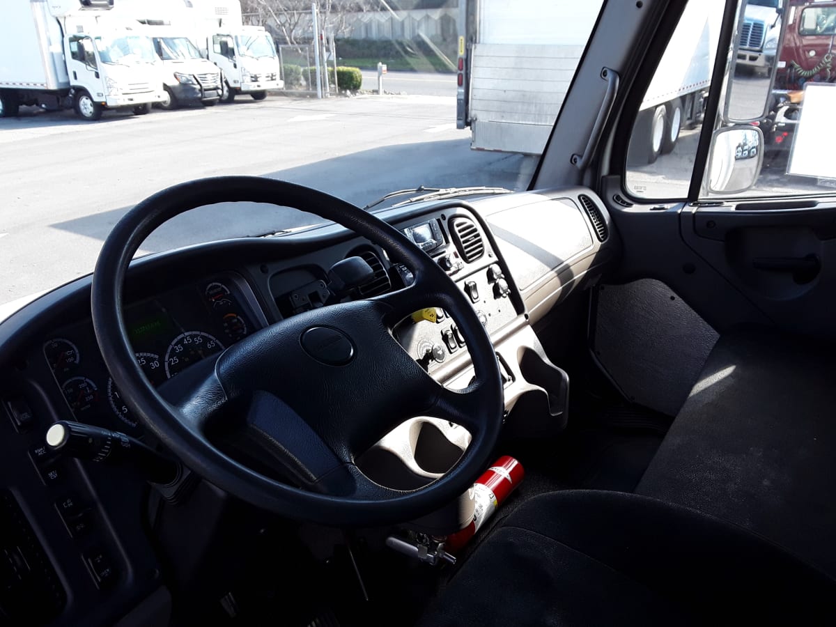 2018 Freightliner/Mercedes M2 106 802795