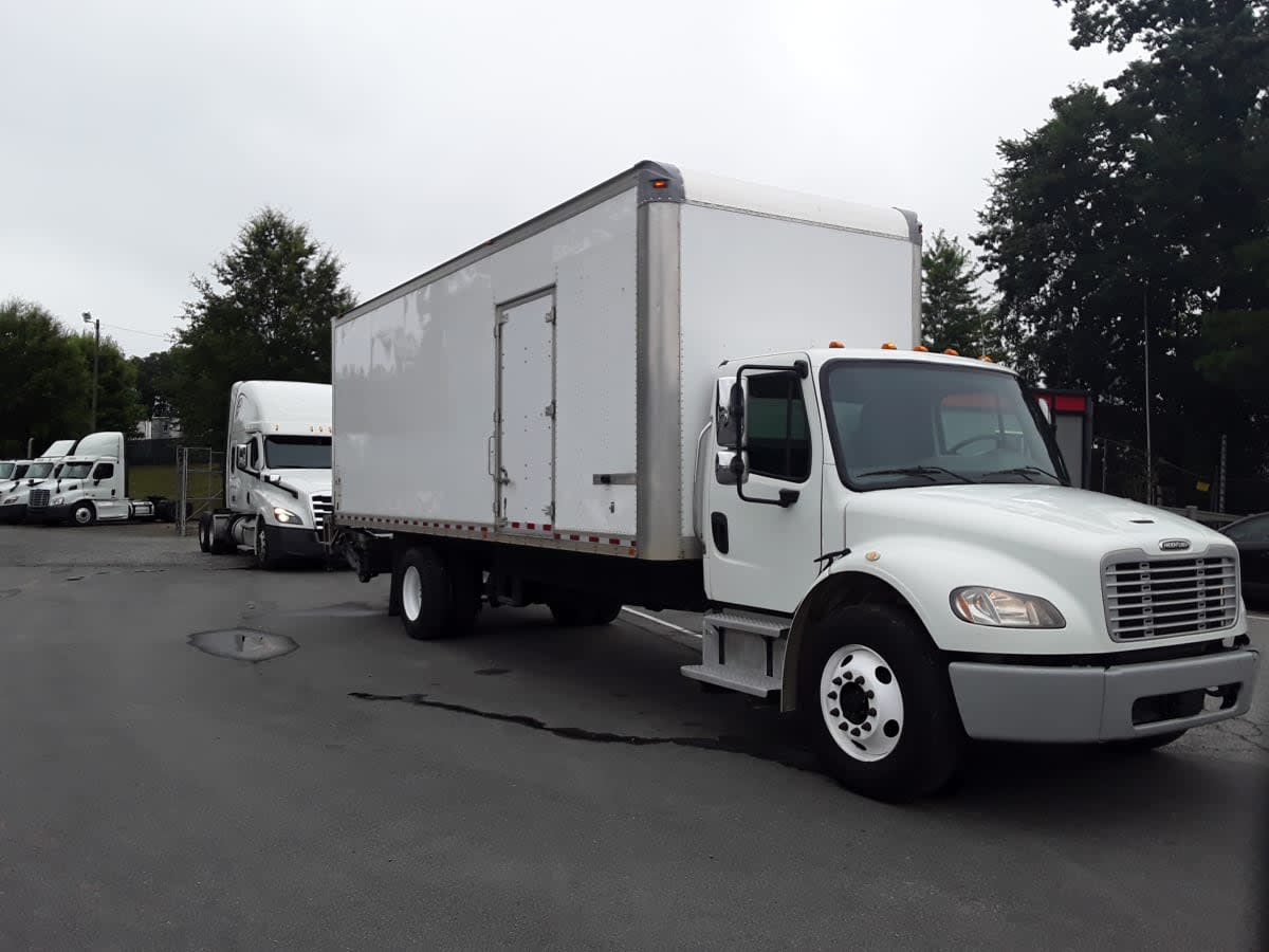 2018 Freightliner/Mercedes M2 106 802811