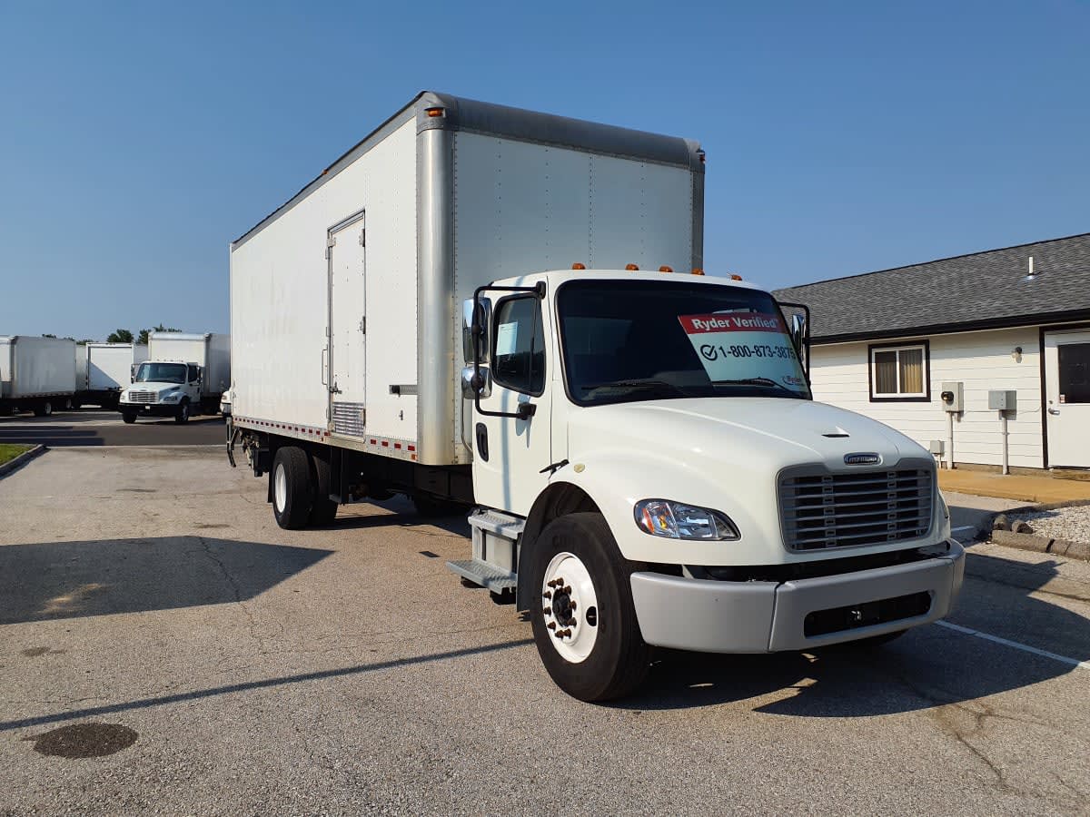 2018 Freightliner M2 106 802821