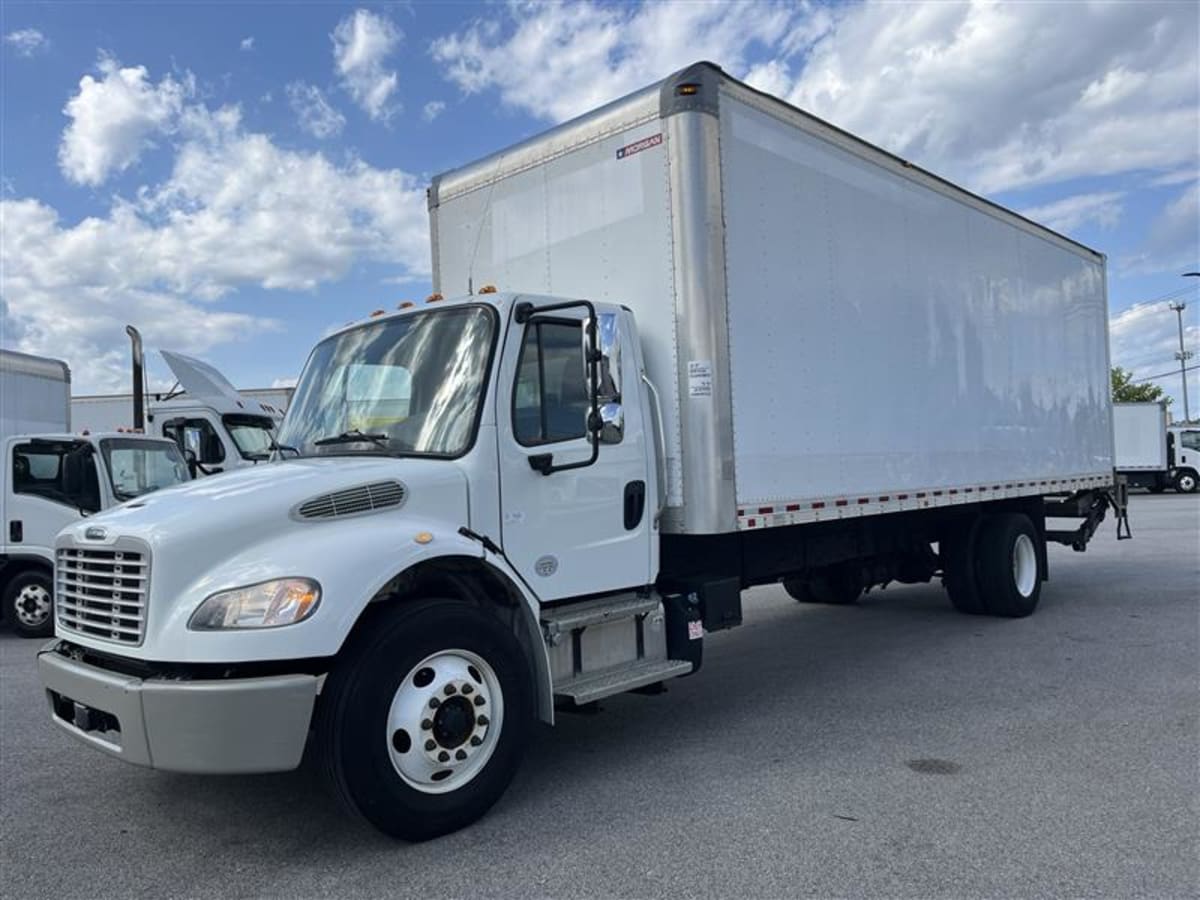 2018 Freightliner M2 106 802822