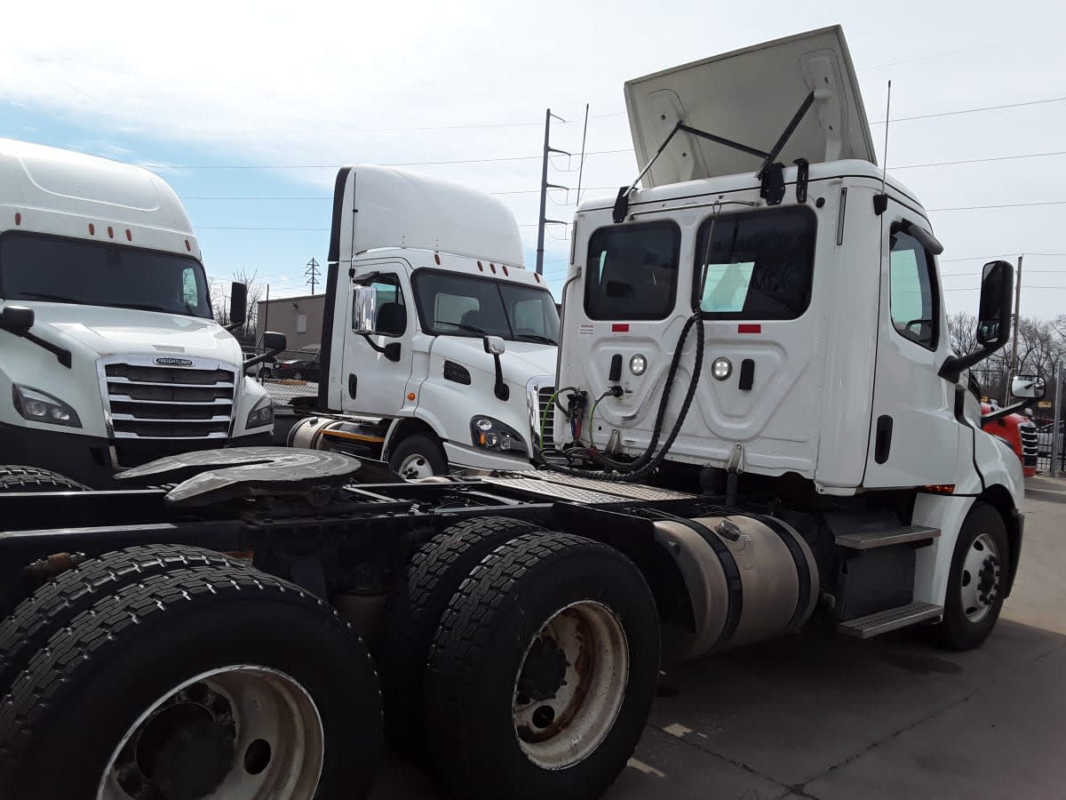 2018 Freightliner/Mercedes NEW CASCADIA PX12664 803051