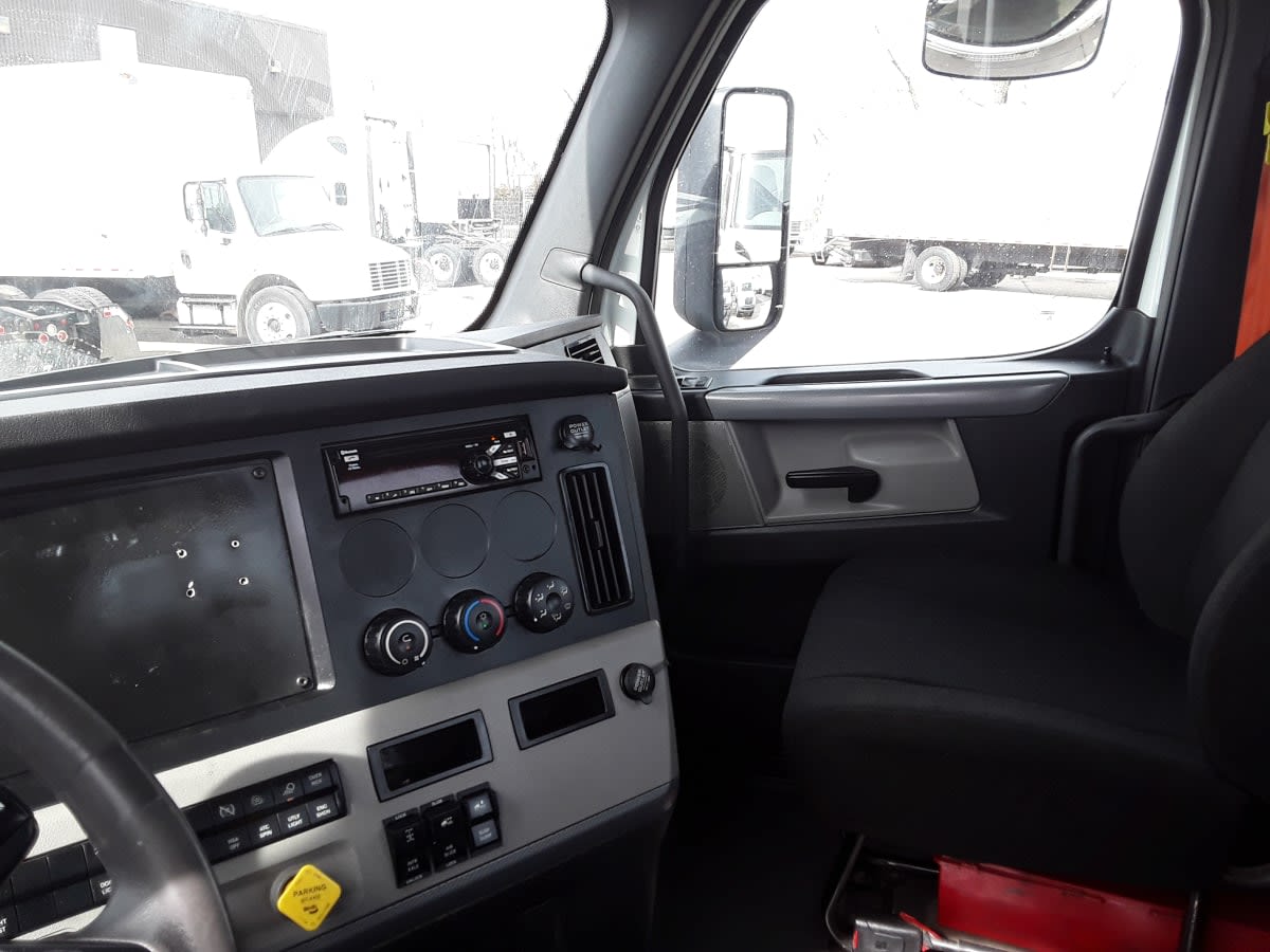 2018 Freightliner/Mercedes NEW CASCADIA PX12664 803051