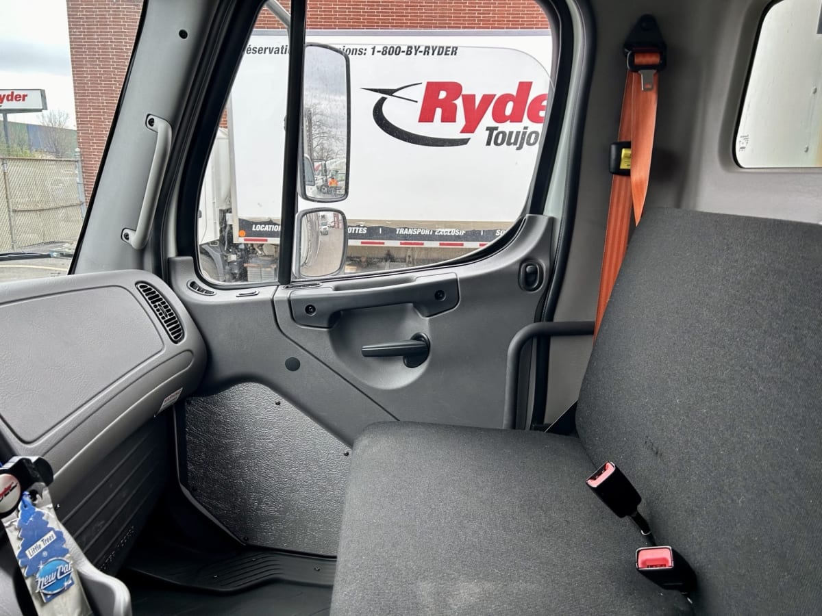 2018 Freightliner/Mercedes M2 106 803100