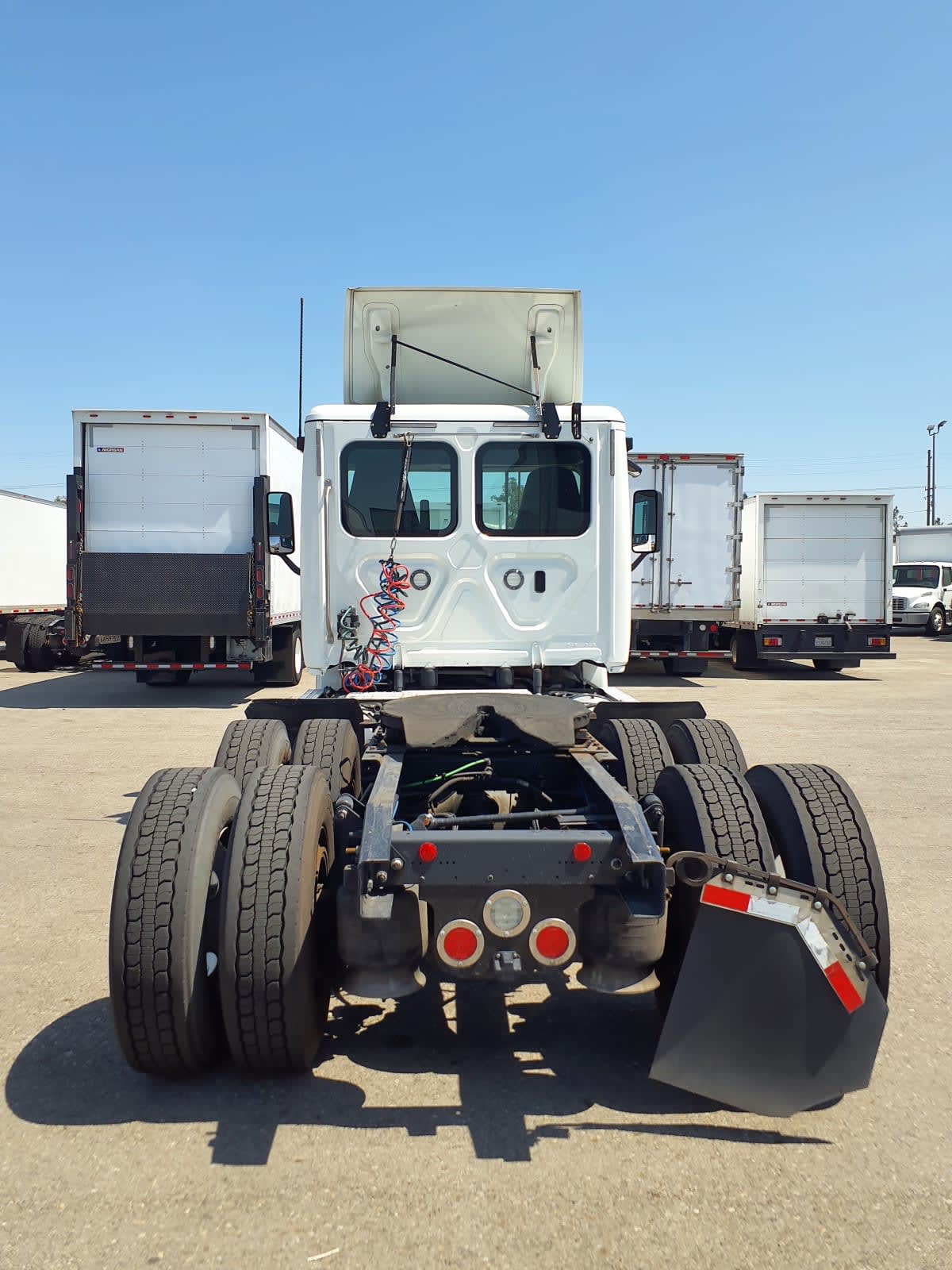 2018 Freightliner - image 5