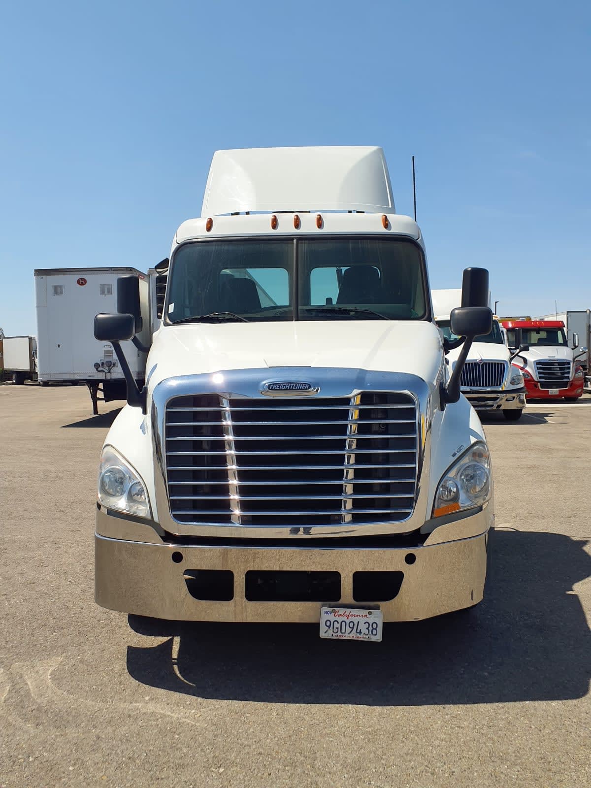 2018 Freightliner - image 2