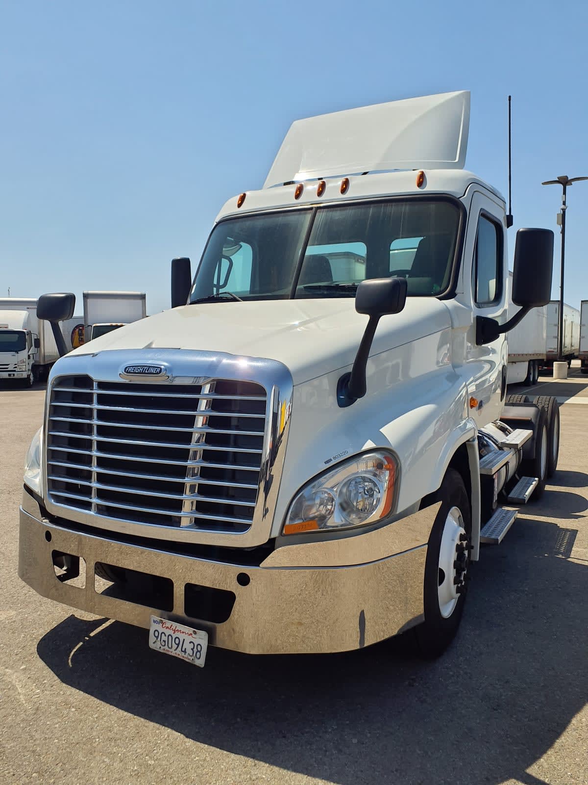 2018 Freightliner - image 1