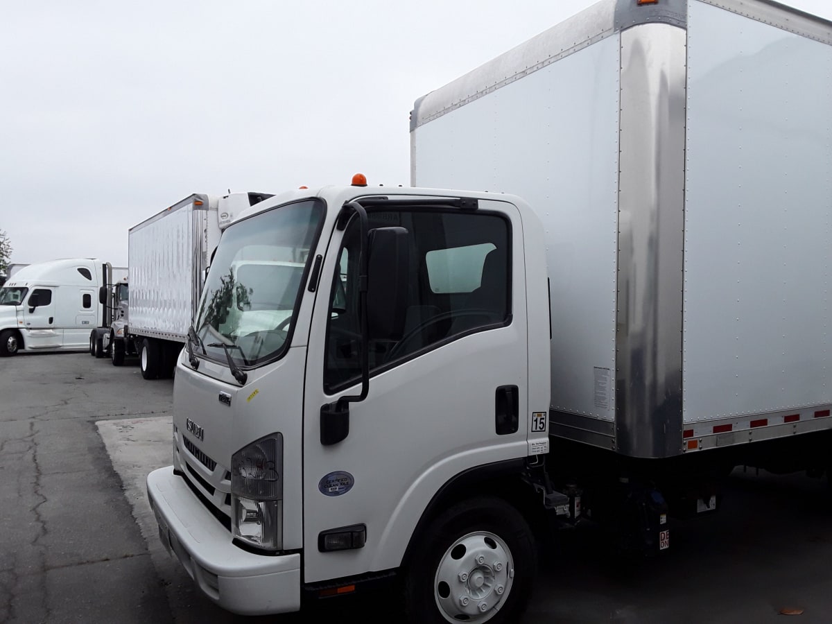 2018 Isuzu NPR HD 803243