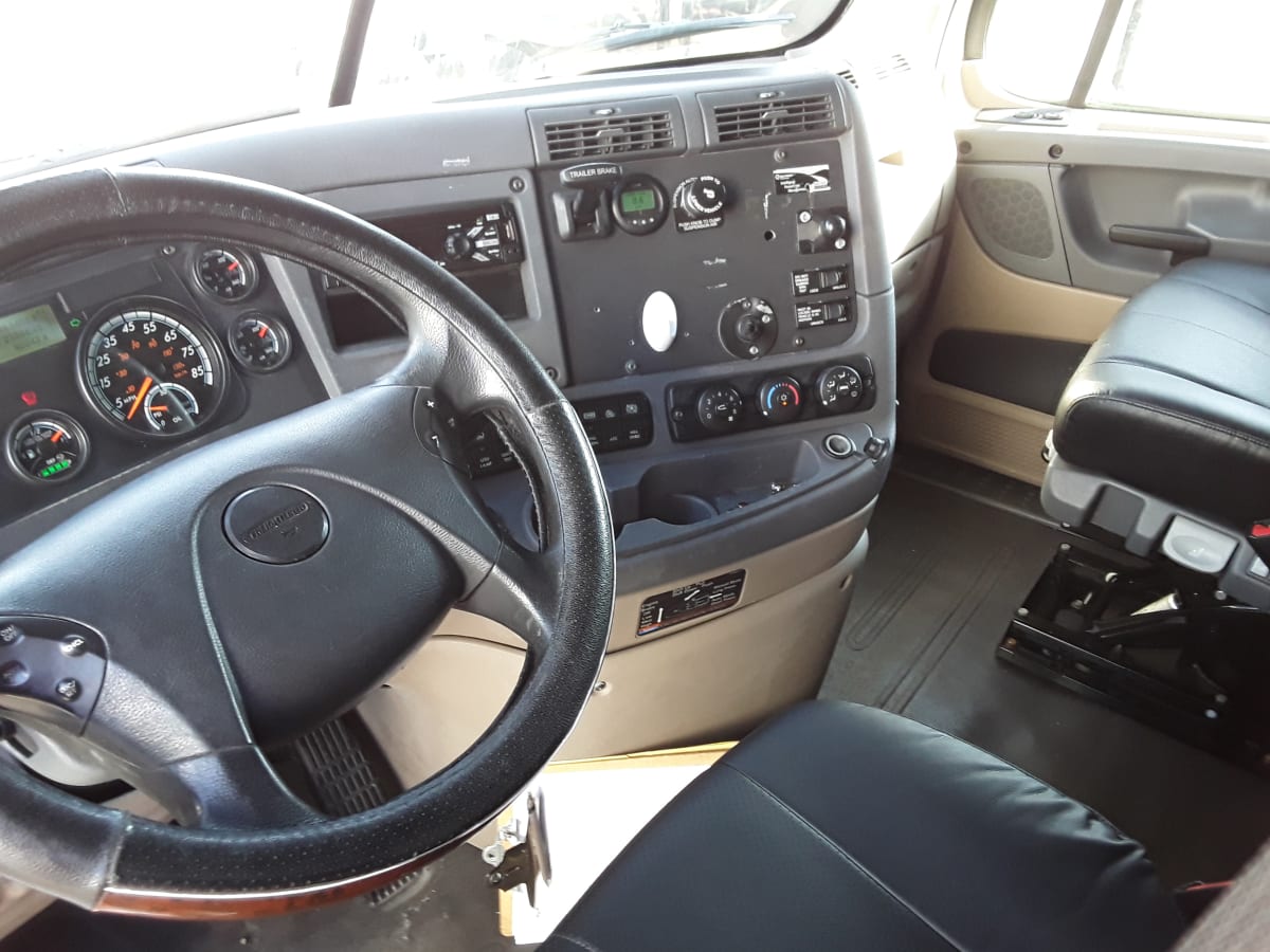 2019 Freightliner/Mercedes CASCADIA 125 803269