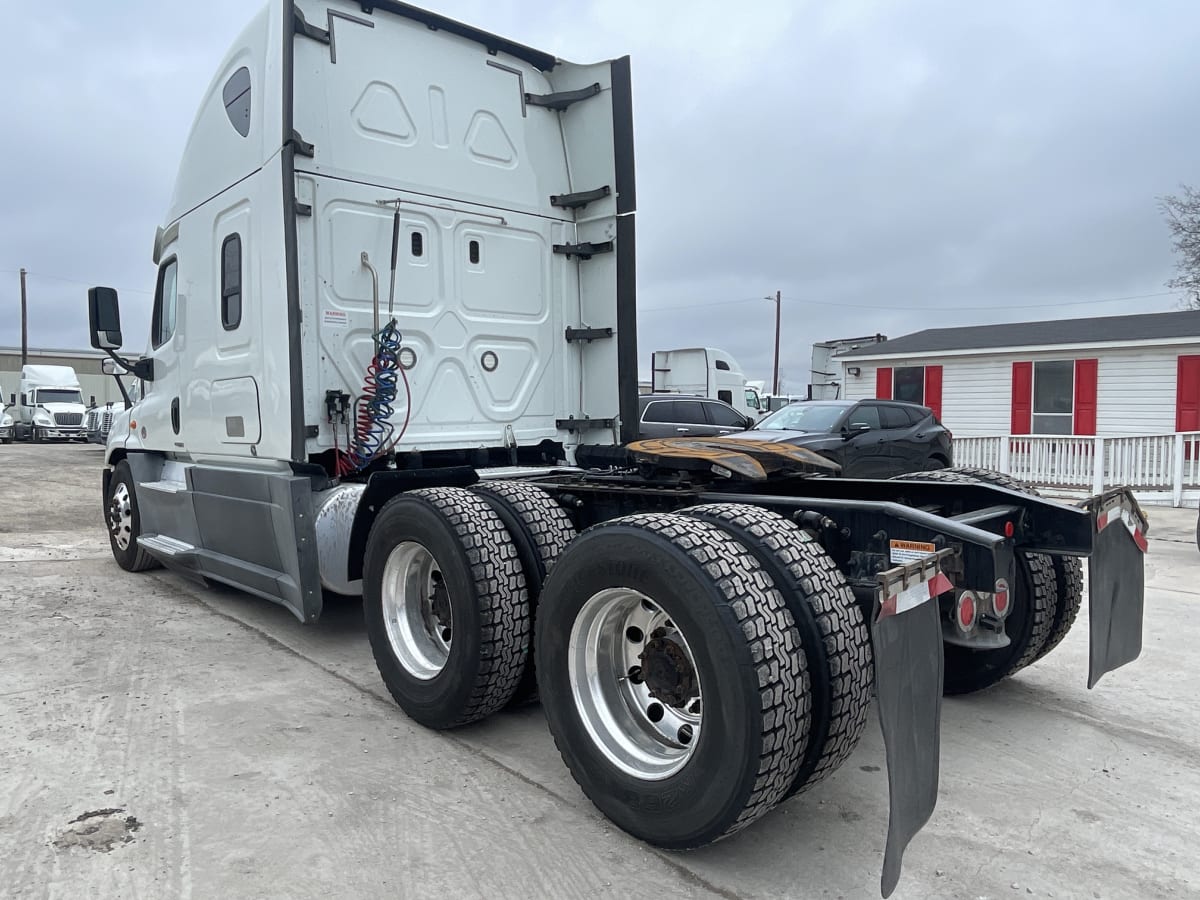 2019 Freightliner/Mercedes CASCADIA 125 803273