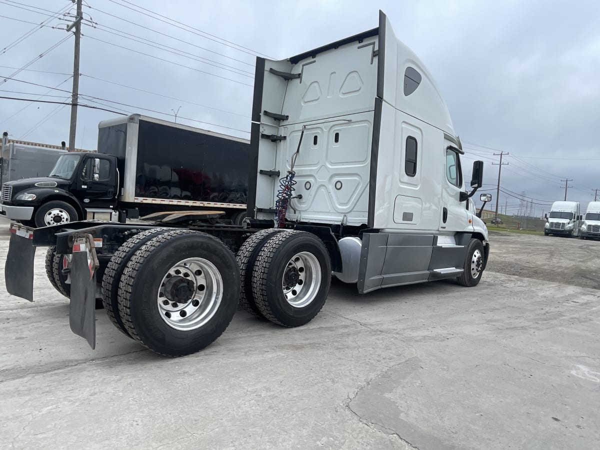 2019 Freightliner/Mercedes CASCADIA 125 803273