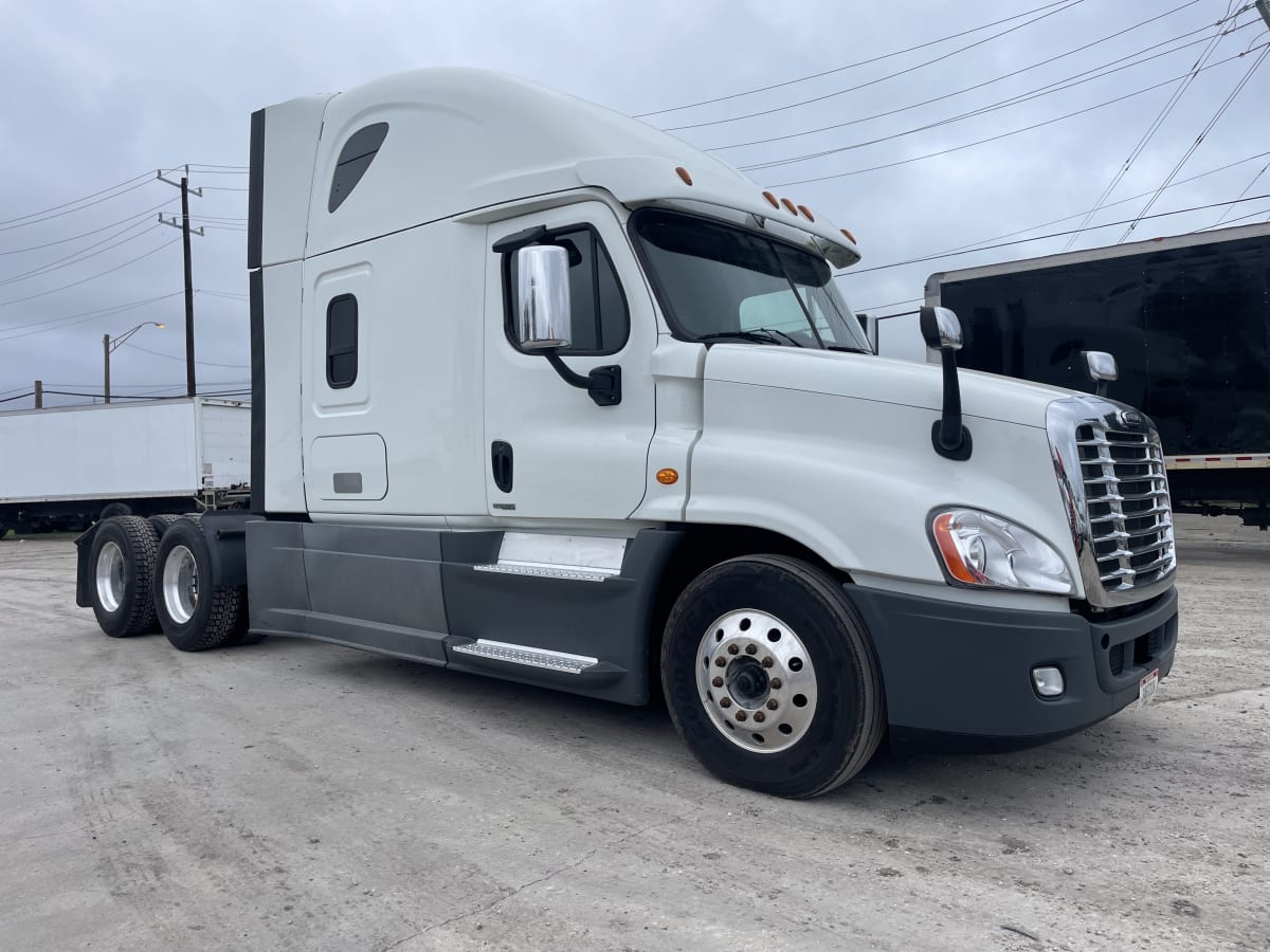 2019 Freightliner/Mercedes CASCADIA 125 803273