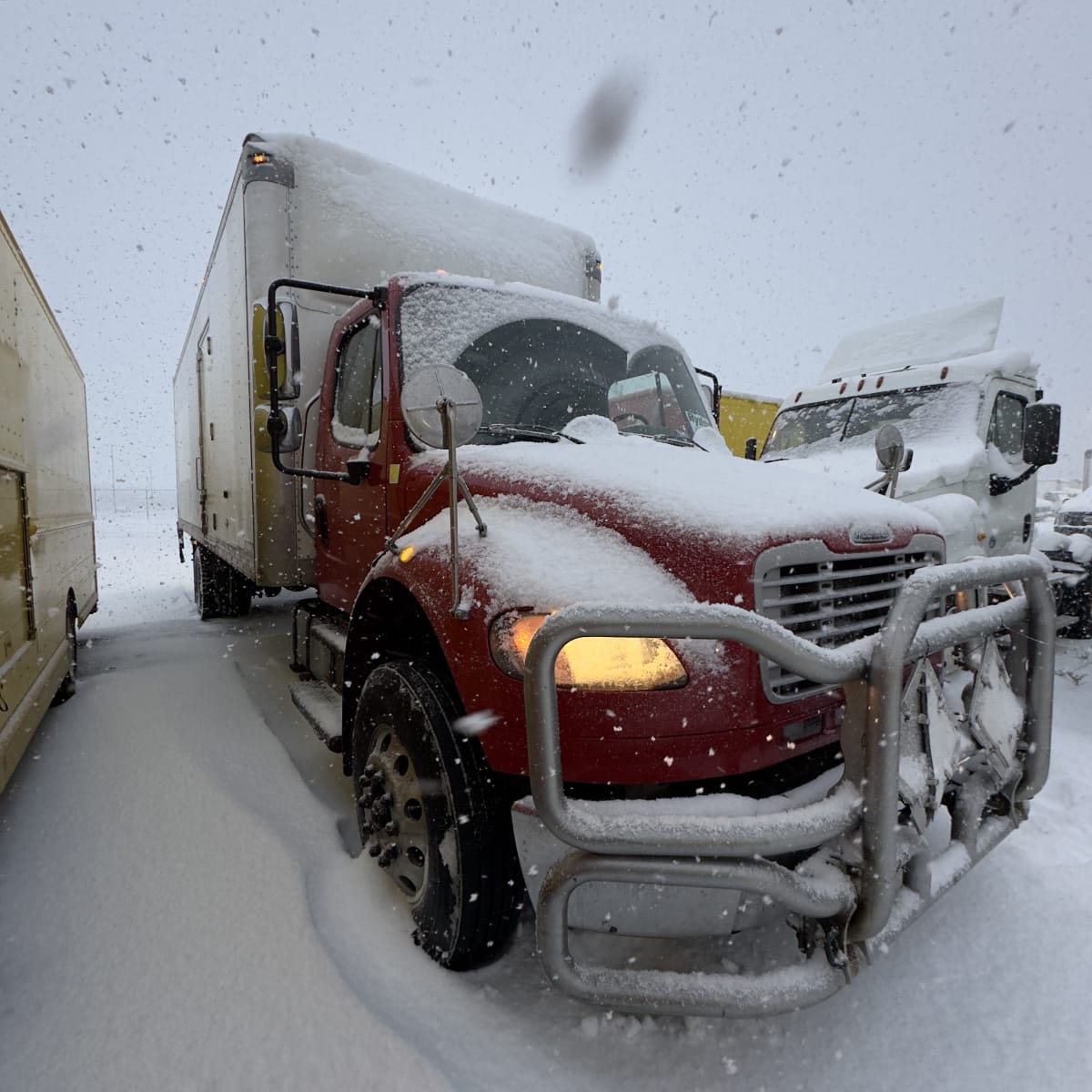 2019 Freightliner/Mercedes M2 106 803472