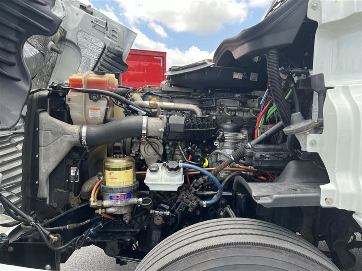 2019 Freightliner - image 8