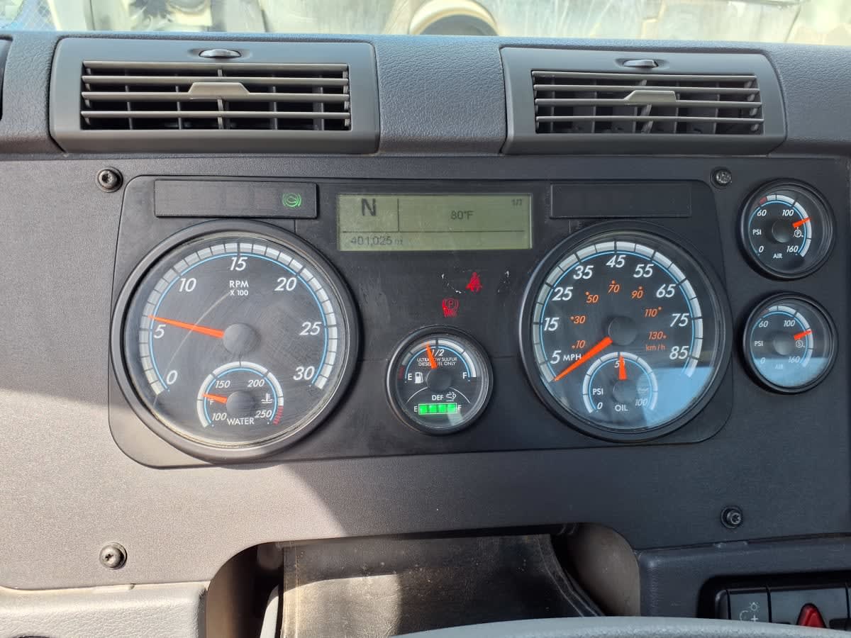 2019 Freightliner - image 10