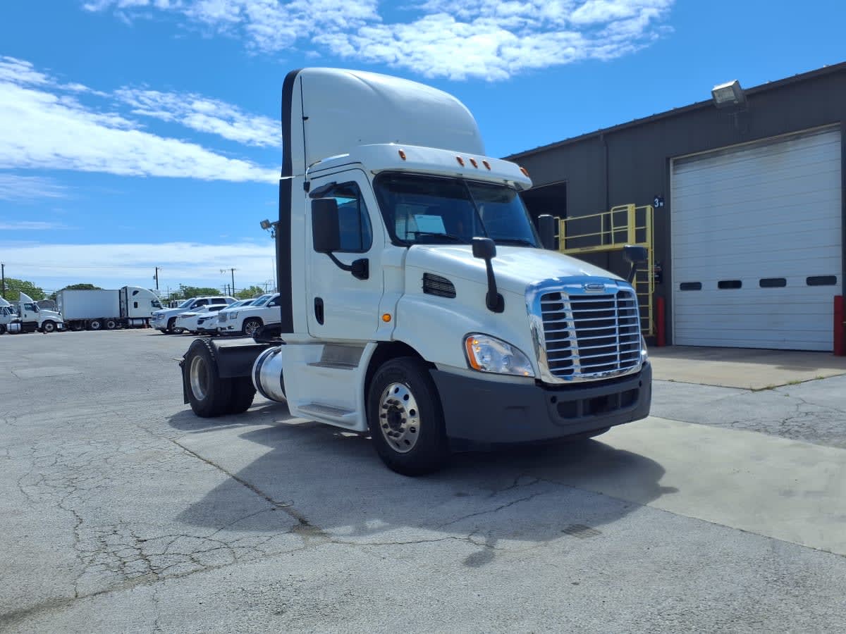 2019 Freightliner - image 3