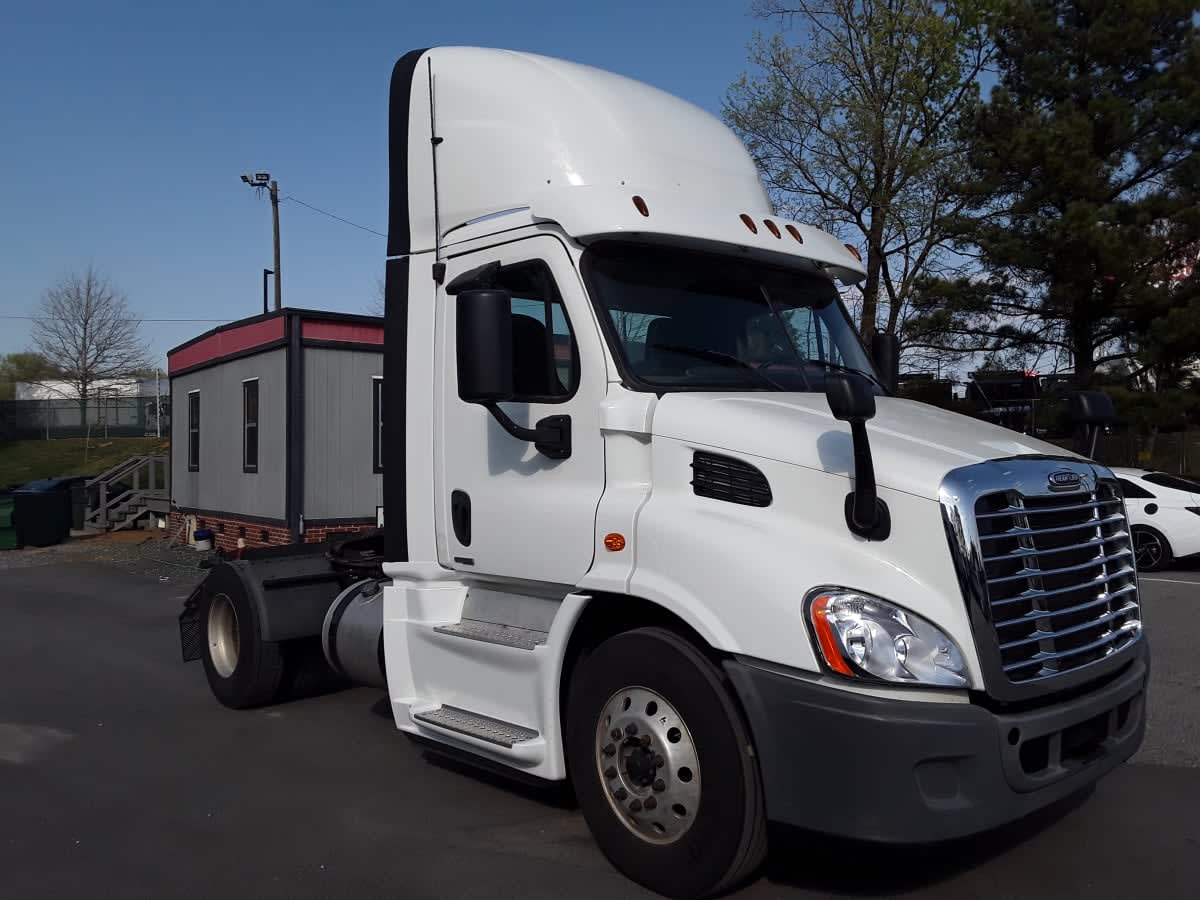 2019 Freightliner - image 3