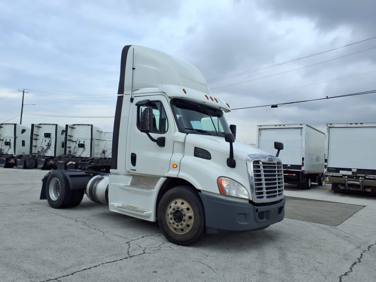 2019 Freightliner - image 3