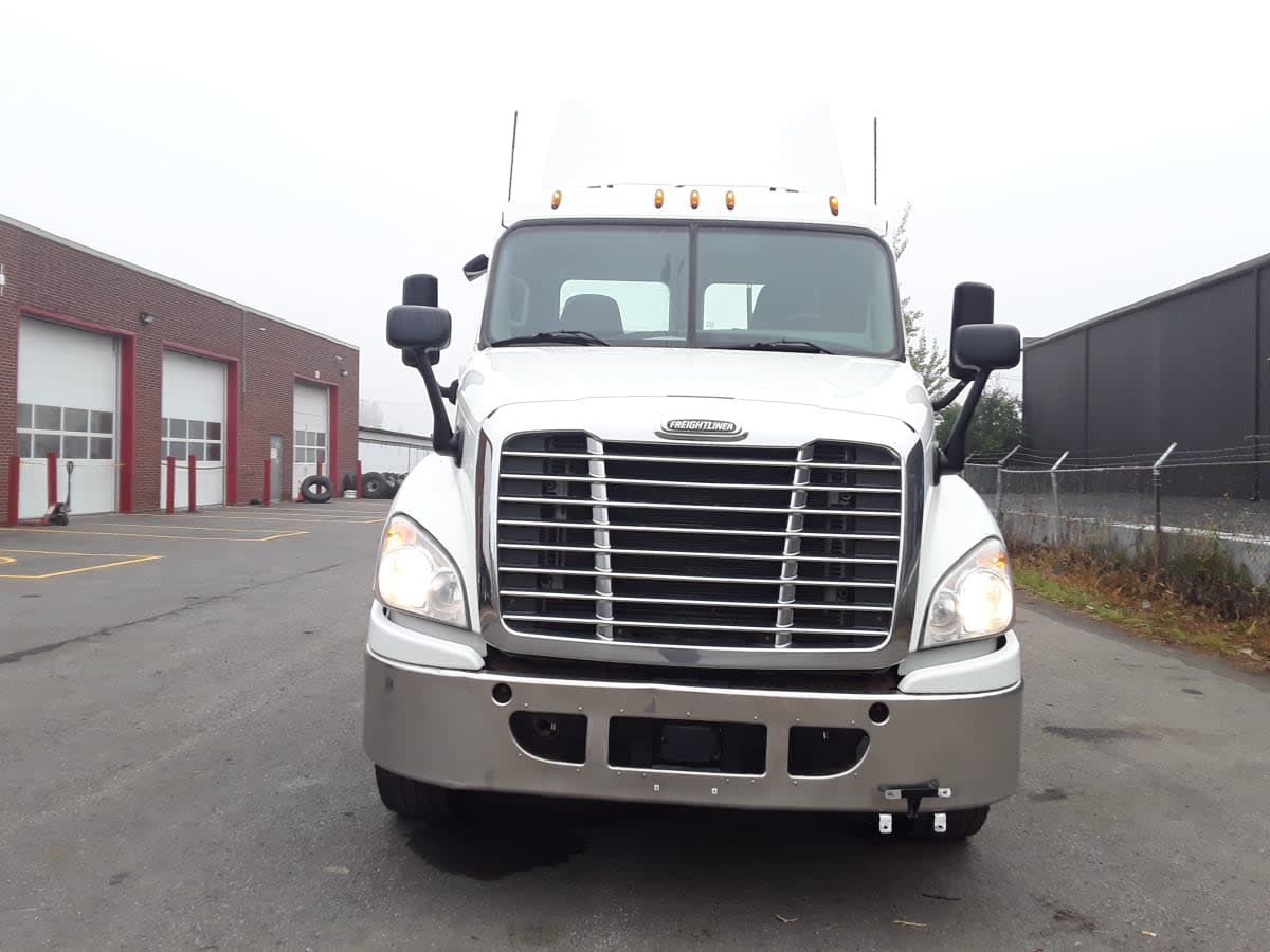2019 Freightliner CASCADIA 125 803500