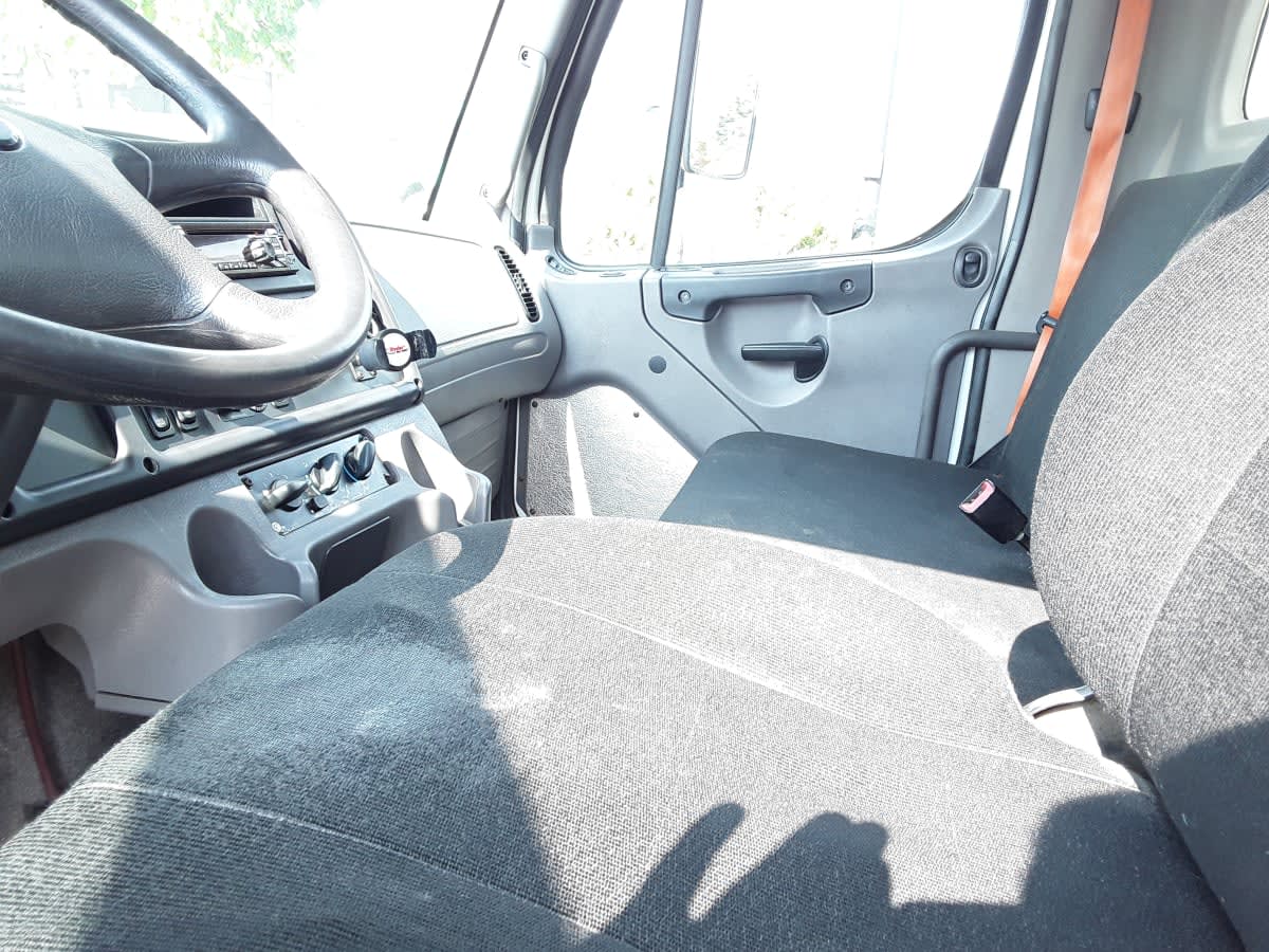 2018 Freightliner M2 106 803516