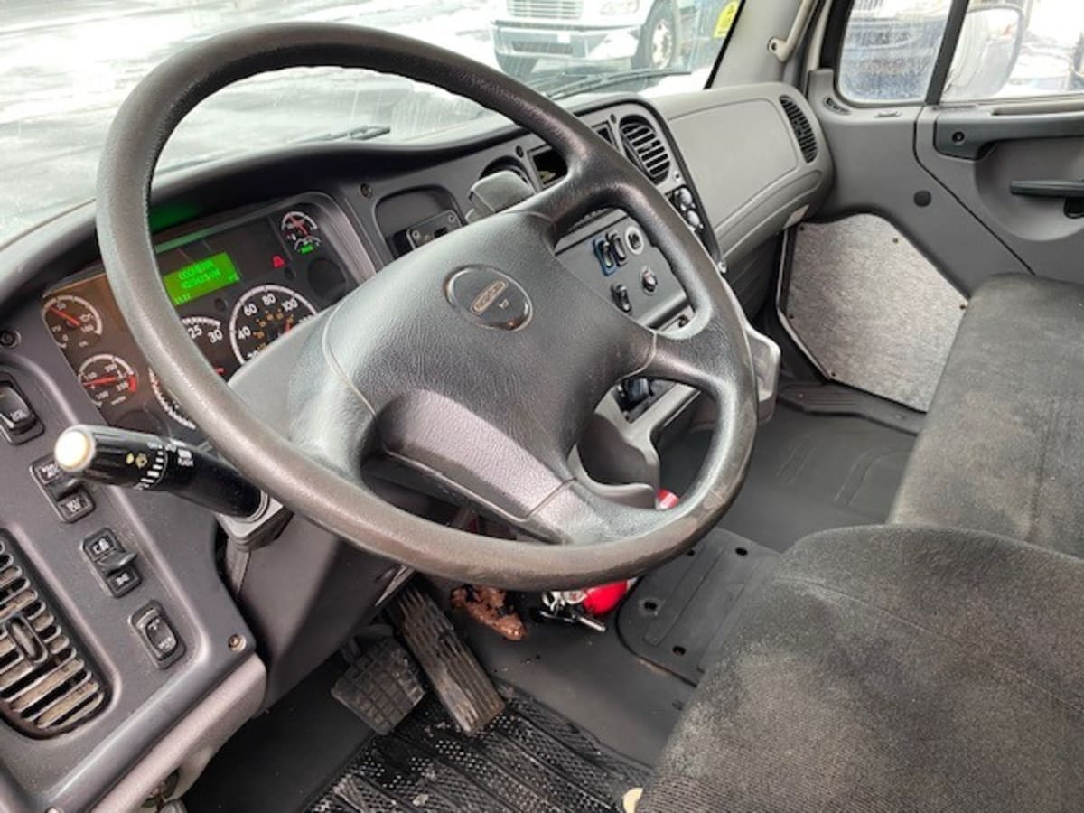 2018 Freightliner/Mercedes M2 106 803535