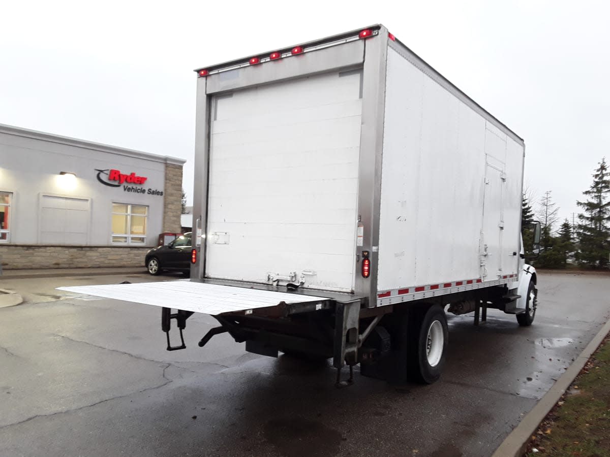 2018 Freightliner/Mercedes M2 106 803545