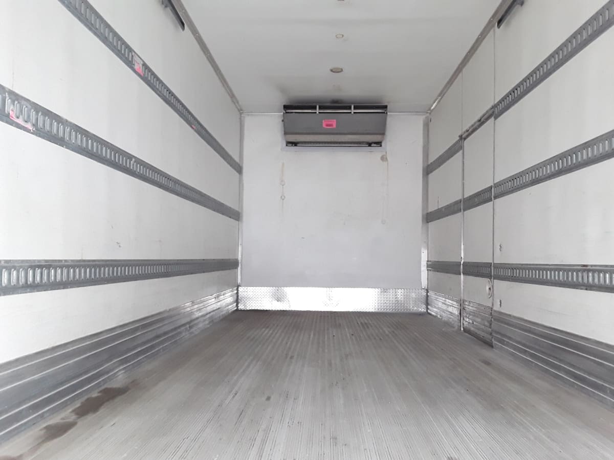 2018 Freightliner/Mercedes M2 106 803546