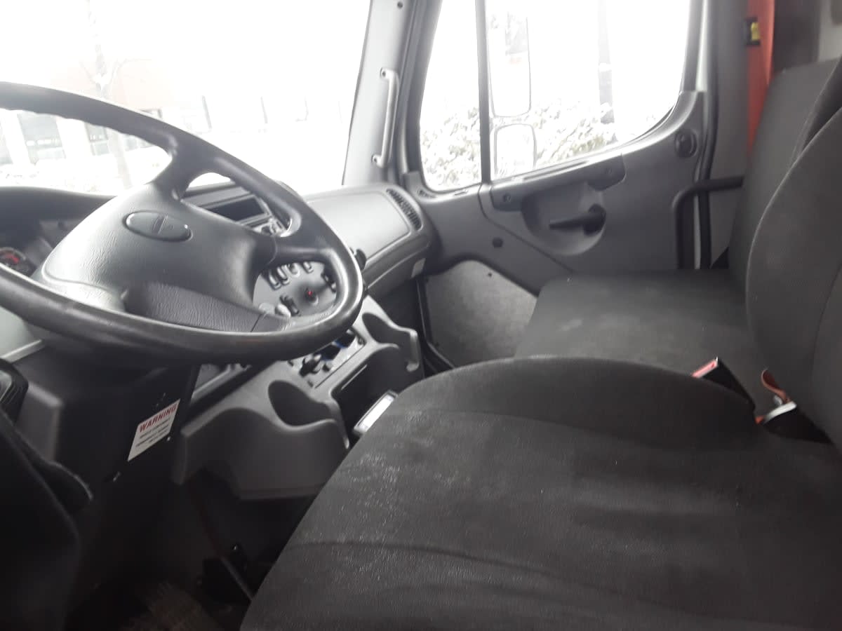 2018 Freightliner/Mercedes M2 106 803546