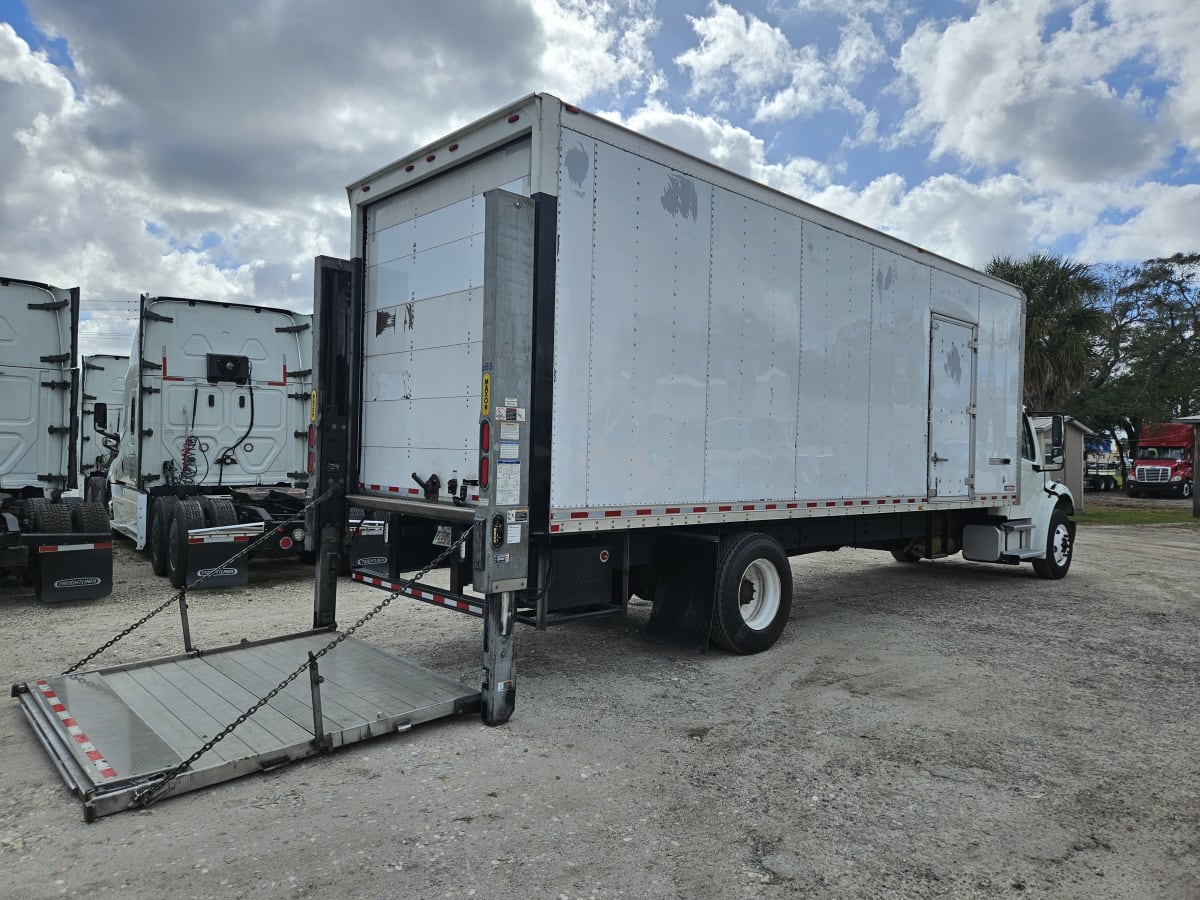 2019 Freightliner/Mercedes M2 106 803565