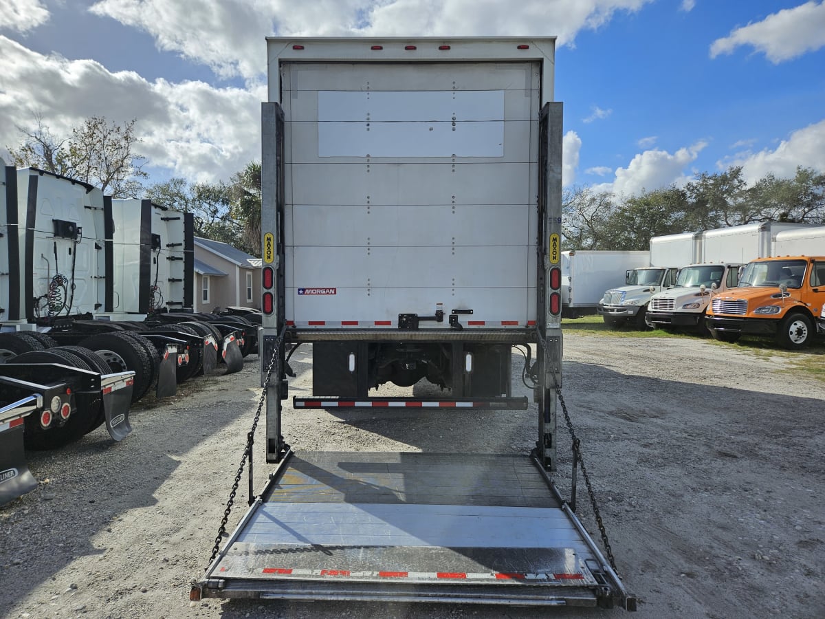 2019 Freightliner/Mercedes M2 106 803566