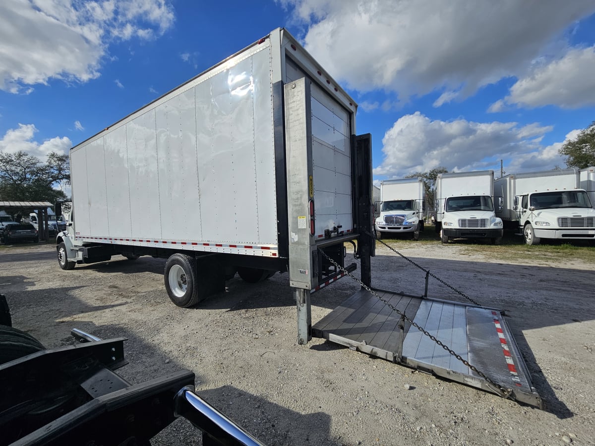 2019 Freightliner/Mercedes M2 106 803566