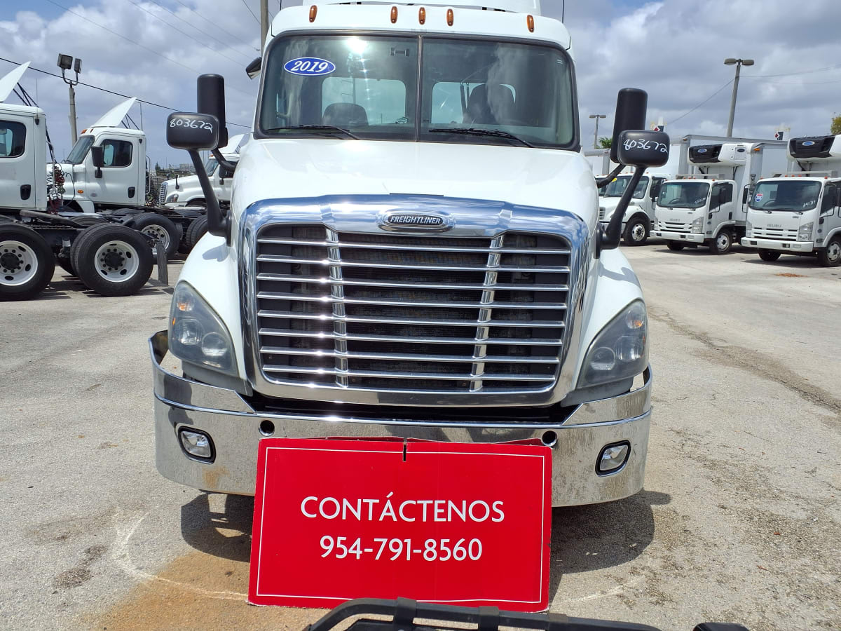 2019 Freightliner/Mercedes CASCADIA 125 803672