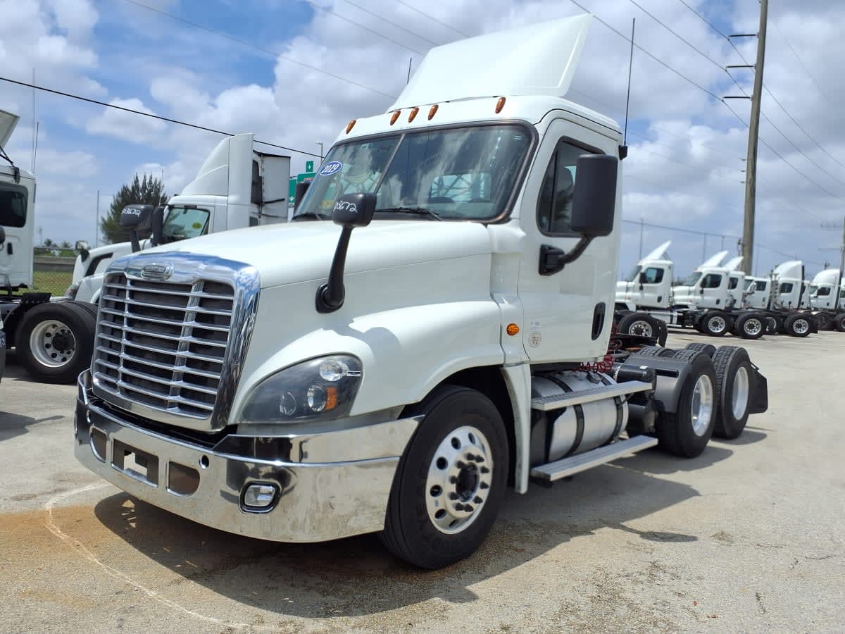 2019 Freightliner/Mercedes CASCADIA 125 803672