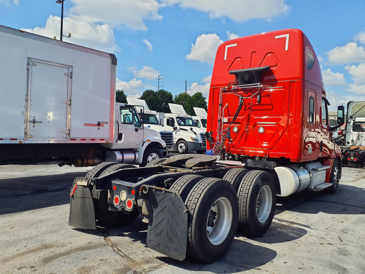 2019 Freightliner - image 4