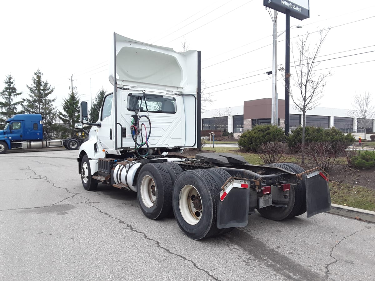 2019 Navistar International LT625 DAYCAB T/A 803694