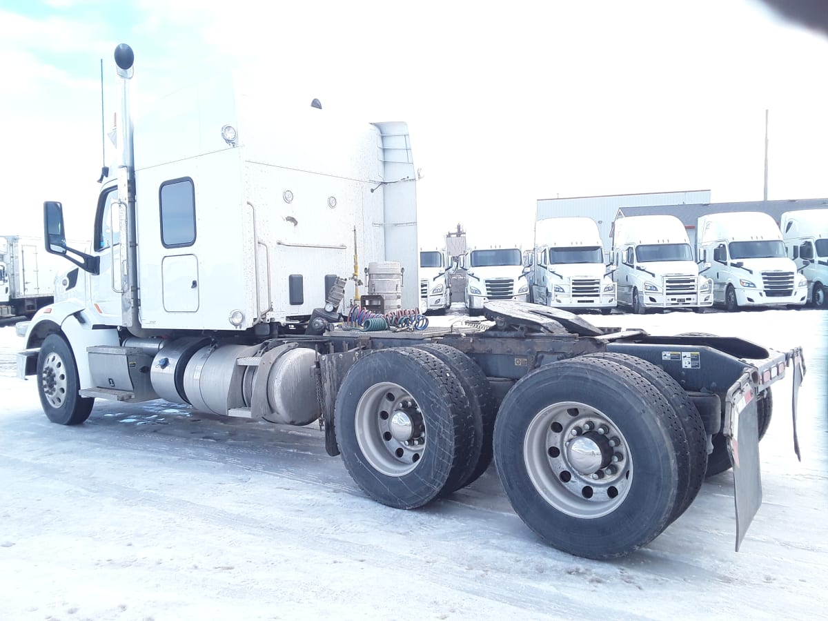 2018 Peterbilt 567 803700