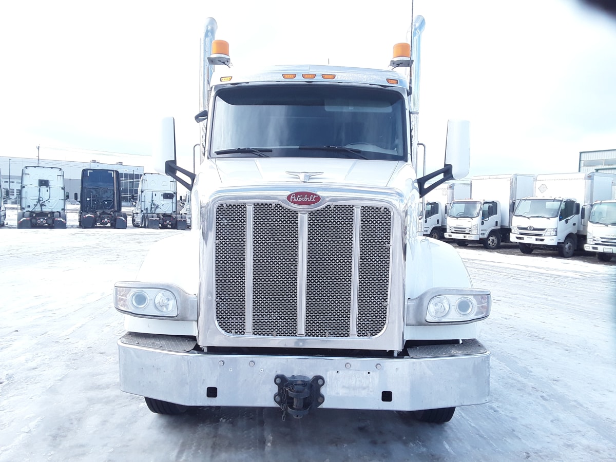 2018 Peterbilt 567 803700