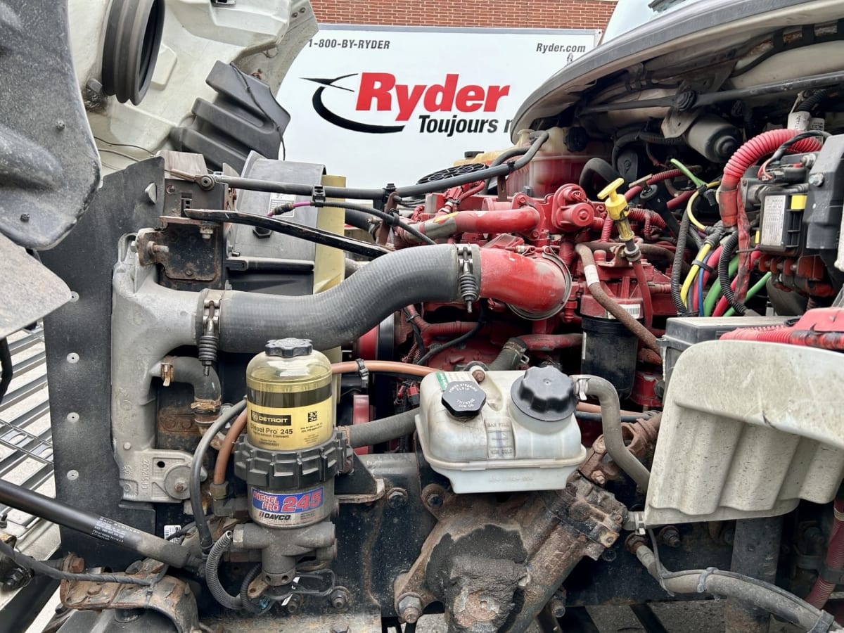 2018 Freightliner/Mercedes M2 106 803743