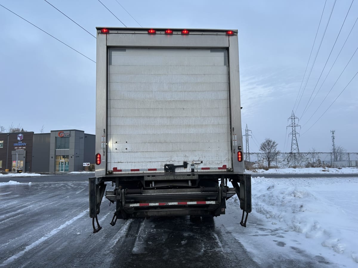 2018 Freightliner/Mercedes M2 106 803744