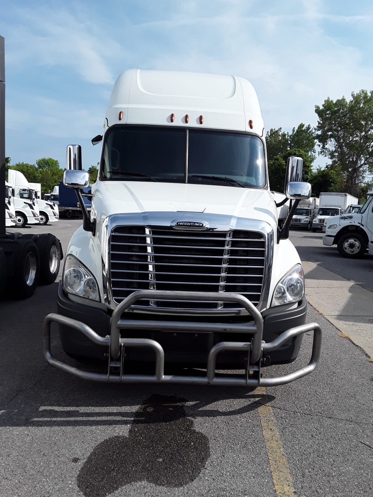 2019 Freightliner/Mercedes CASCADIA 125 803775