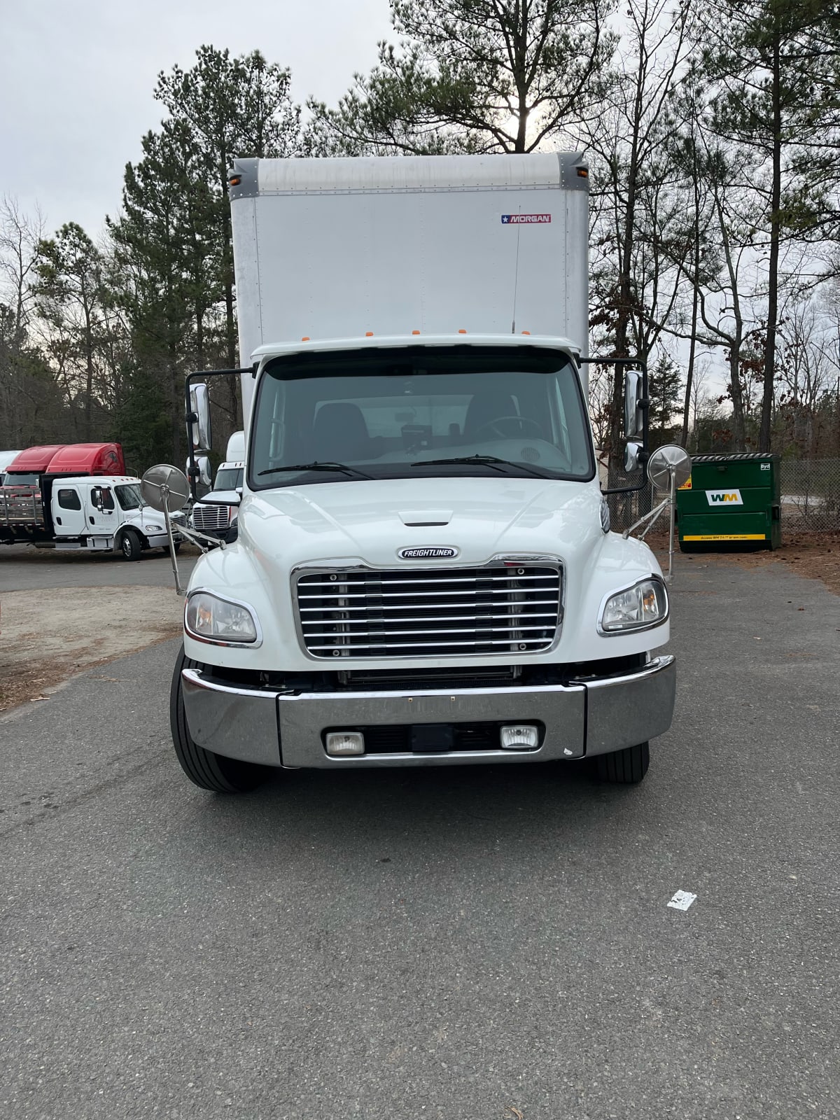 2019 Freightliner/Mercedes M2 106 803825